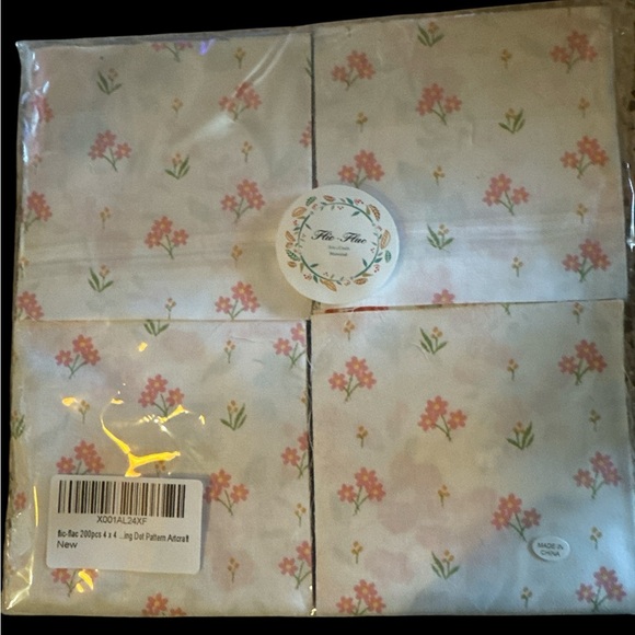 Quilting Misc 4” x 4” print Quilting Squares “Flic-Flac” 200 pcs. NIP - Picture 1 of 4